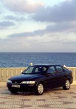 Opel Vectra Hatchback 1999 года